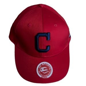 NWT MLB CLEVELAND INDIANS YOUTH BASEBALL HAT CAP EMBROIDERED LIGO RED OSFM